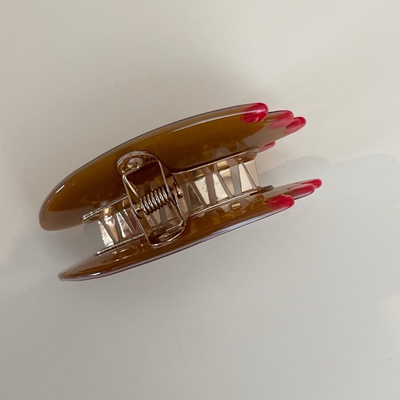 Praying Hand Hair Claw Clip (NEW) - Picture 4 of 4